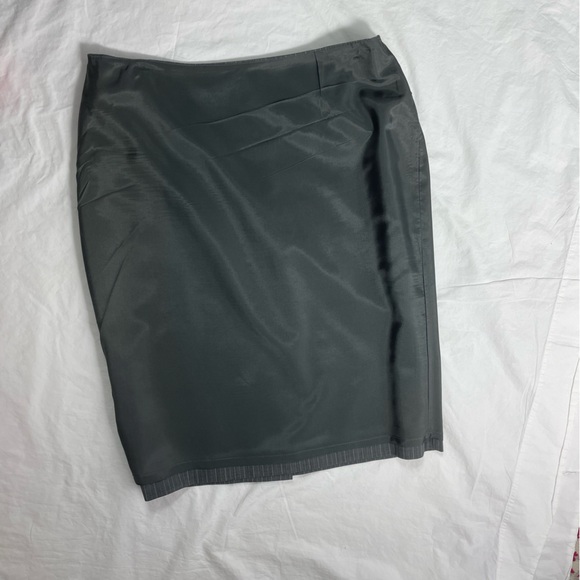 Gray Pinstripe Skirt - Picture 4 of 8